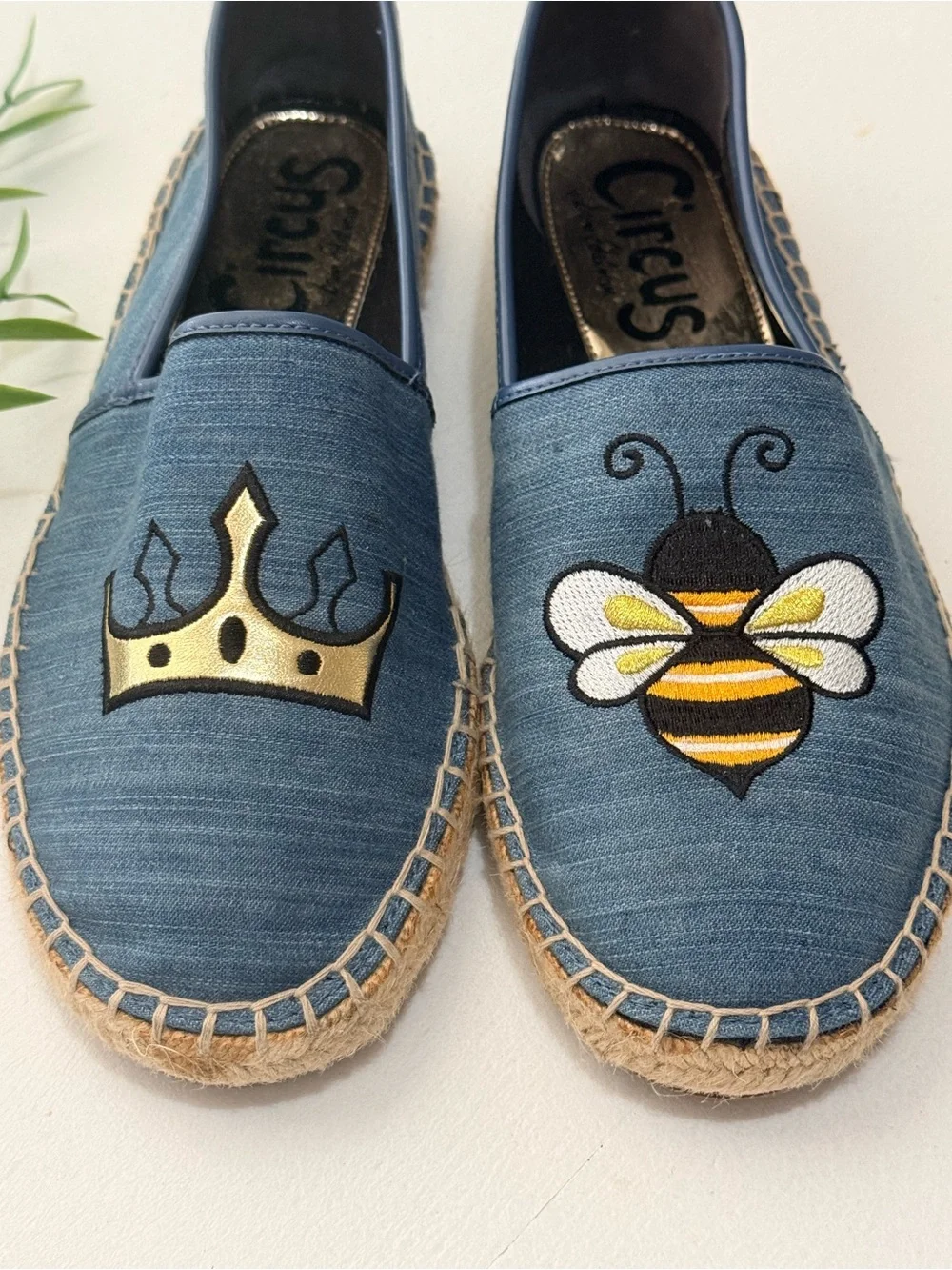 Circus by Sam Edelman Bee Crown Denim Espadrille Flats Size 8